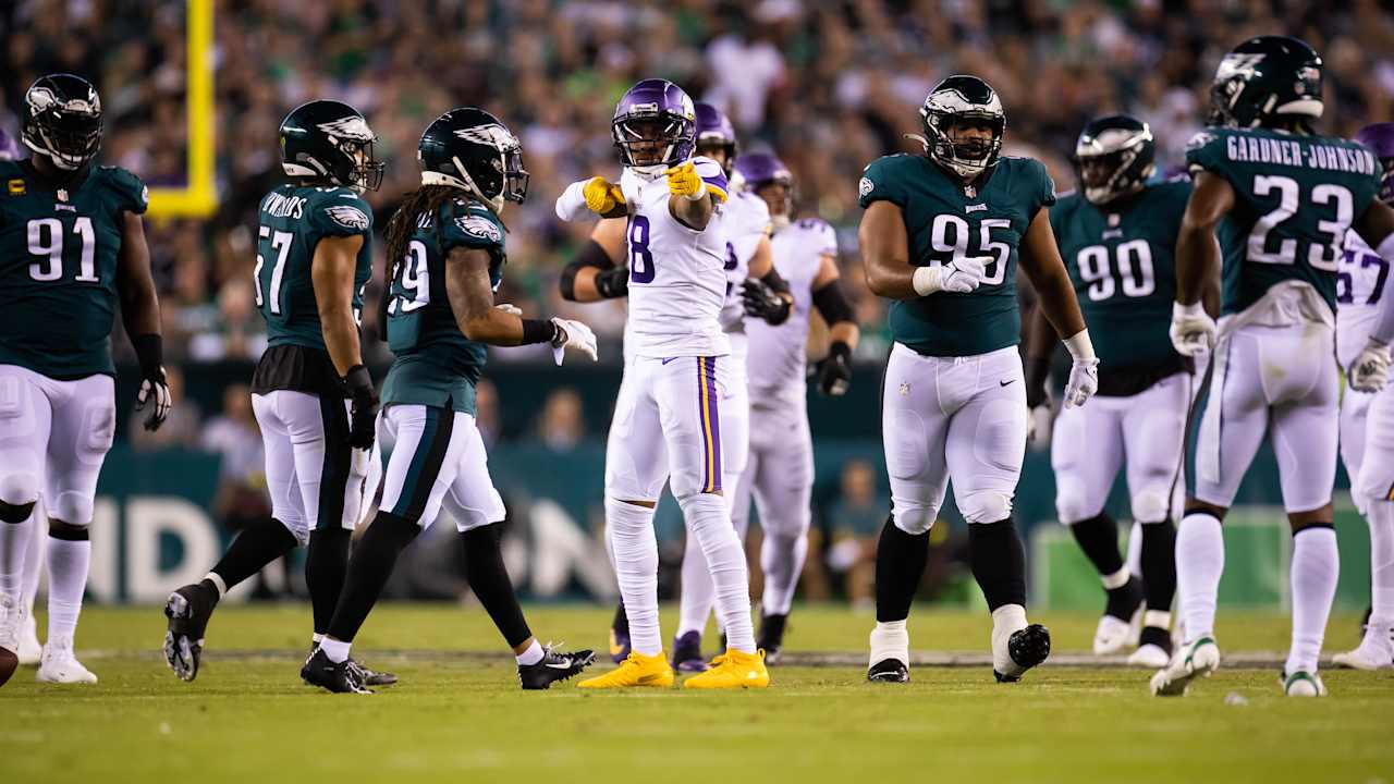 Blitz Performance Could Sway Vikings-Eagles; Justin Jefferson Goes Undercover
