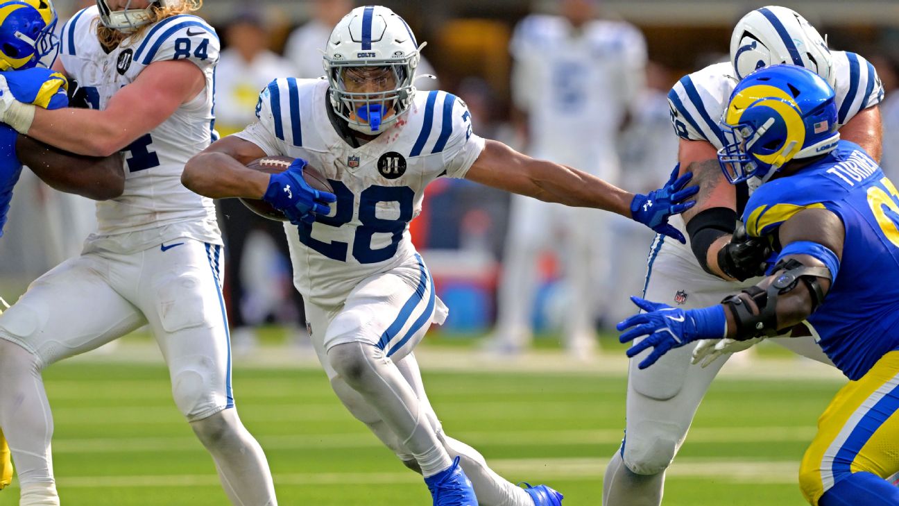 Week 5 betting: Chargers cover; big games coming from Taylor, Judkins?