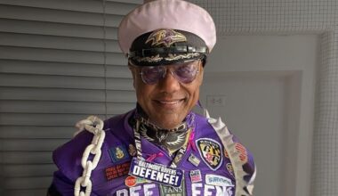 Funeral plans announced for Ravens superfan Captain Dee-Fense