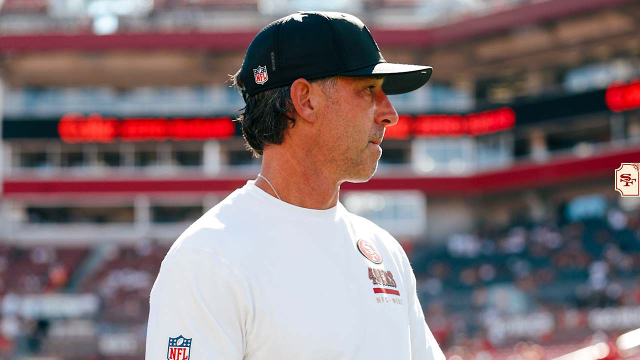 Shanahan Talks Warner's Season-Ending Injury, Remains Focused on the Road Ahead