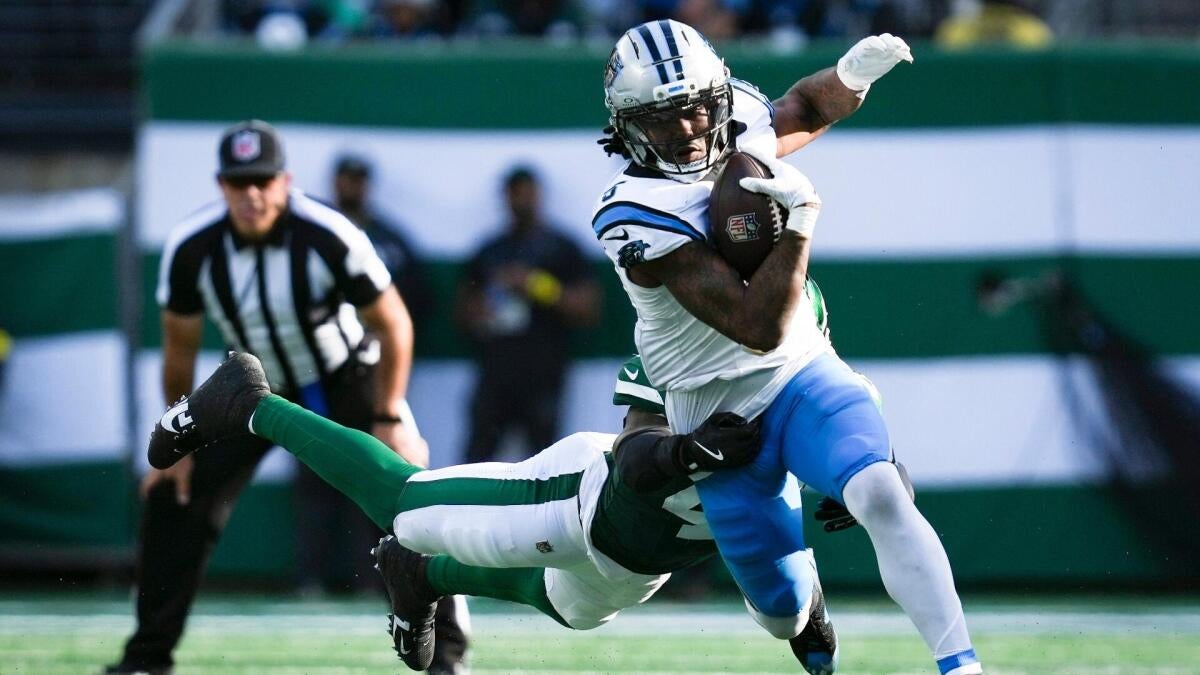 Week 8 NFL longshot parlay picks, props, best bets from proven model