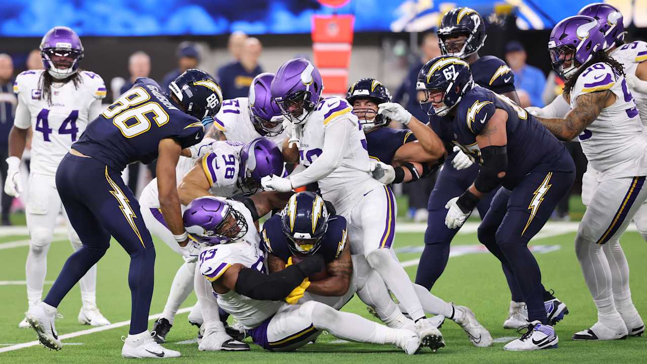 NFL.com Takeaways From TNF; Hall of Fame Continues Voting Stages