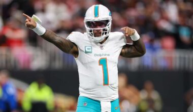 Tua Tagovailoa responds to dismal Week 7 with 4 TD passes in Dolphins' win over Falcons