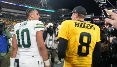 Green Bay Packers' Jordan Love talks to Pittsburgh Steelers' Aaron Rodgers after an NFL football game Sunday, Oct. 26, 2025, in Pittsburgh.