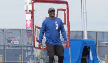 Bills QB coach brings legendary experience to help MVP Allen