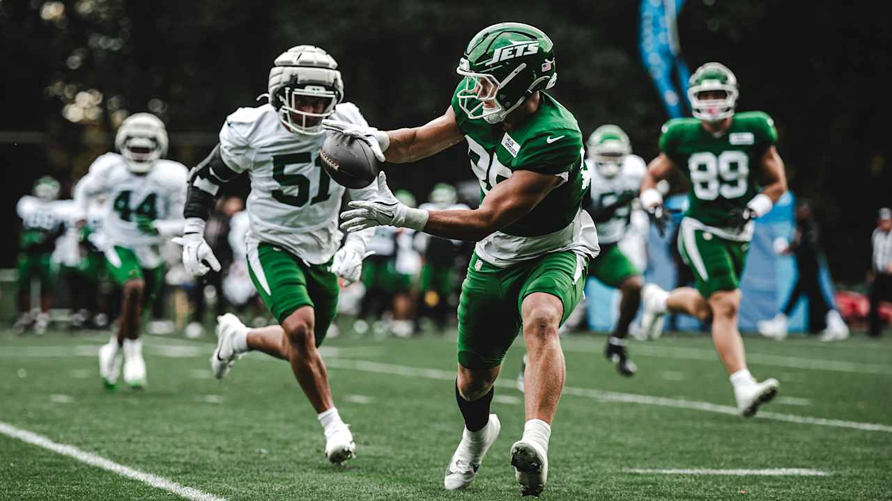 Trust Growing Between TE Mason Taylor and QB Justin Fields
