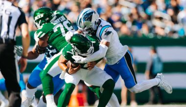 Tre'von Moehrig disguises intentions for his first sack of the season