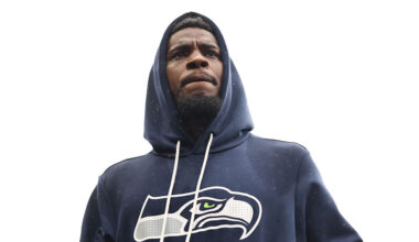 Seattle Seahawks Devon Witherspoon...