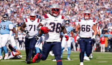 Rhamondre Stevenson rewards Mike Vrabel's faith with breakout game in Patriots' win vs. Titans