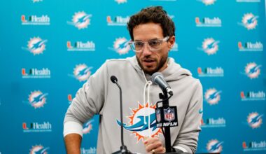 Dolphins coach Mike McDaniel can't return next season