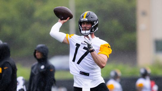 Steelers' backup quarterback Skylar Thompson