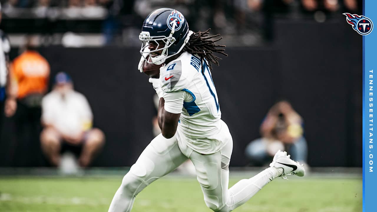 Six Titans Won't Practice on Wednesday as Team Preps for Sunday's Game vs Chargers