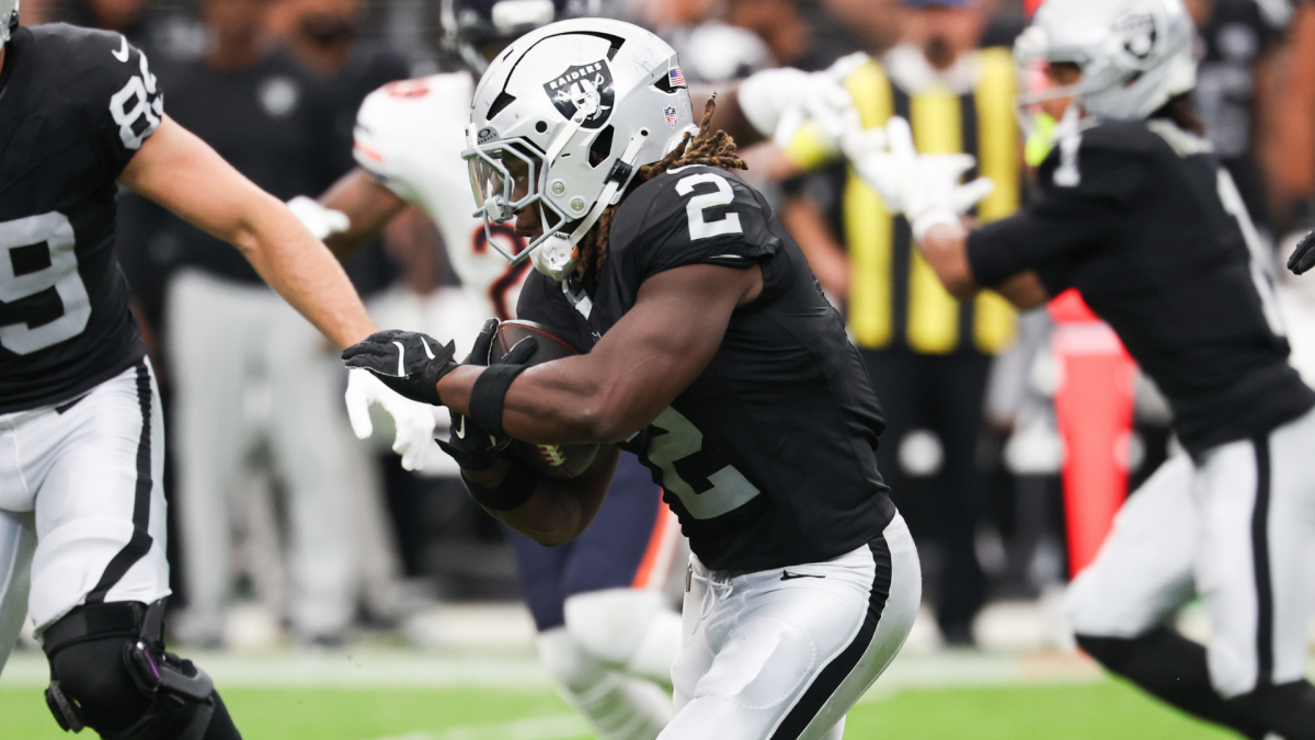 Where to watch Raiders vs. Titans: TV channel, live stream, prediction, pick, odds, spread