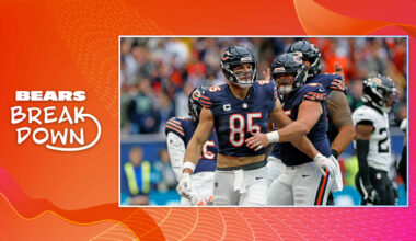 Cole Kmet does it all for Bears in London