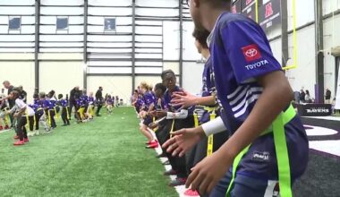 Ravens and Toyota hold flag football clinic for military kids