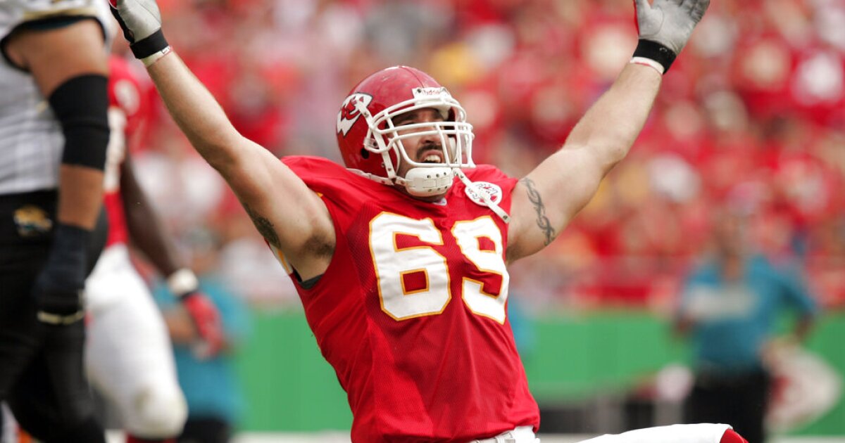 Former Chiefs DE Jaren Allen draws drum honoree duties against Lions on SNF