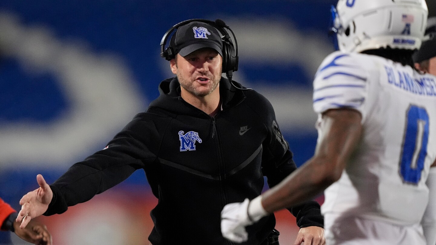 No. 23 Memphis gives state of Tennessee 3 teams in rankings for first time
