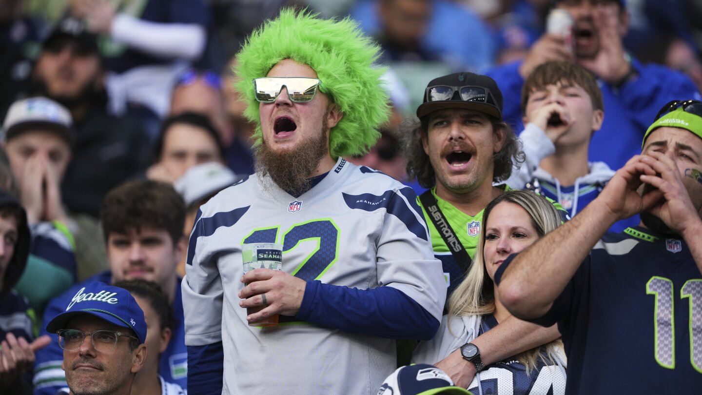 Seahawks look to boost home record on Monday night against the Texans