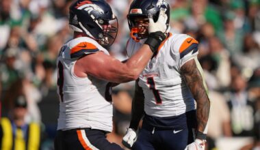 Broncos rally from 14 points down in 4th to beat Eagles 21-17
