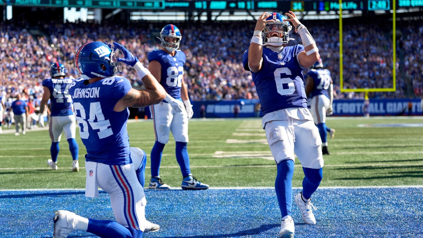Dart and the Giants look to build on their first victory against winless Saints in New Orleans