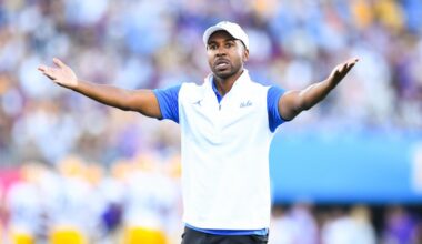 Former UCLA football players urge chancellor to remove AD