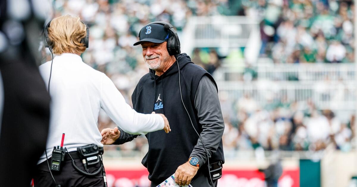 Jerry Neuheisel and mentor Noel Mazzone reunite to jumpstart UCLA