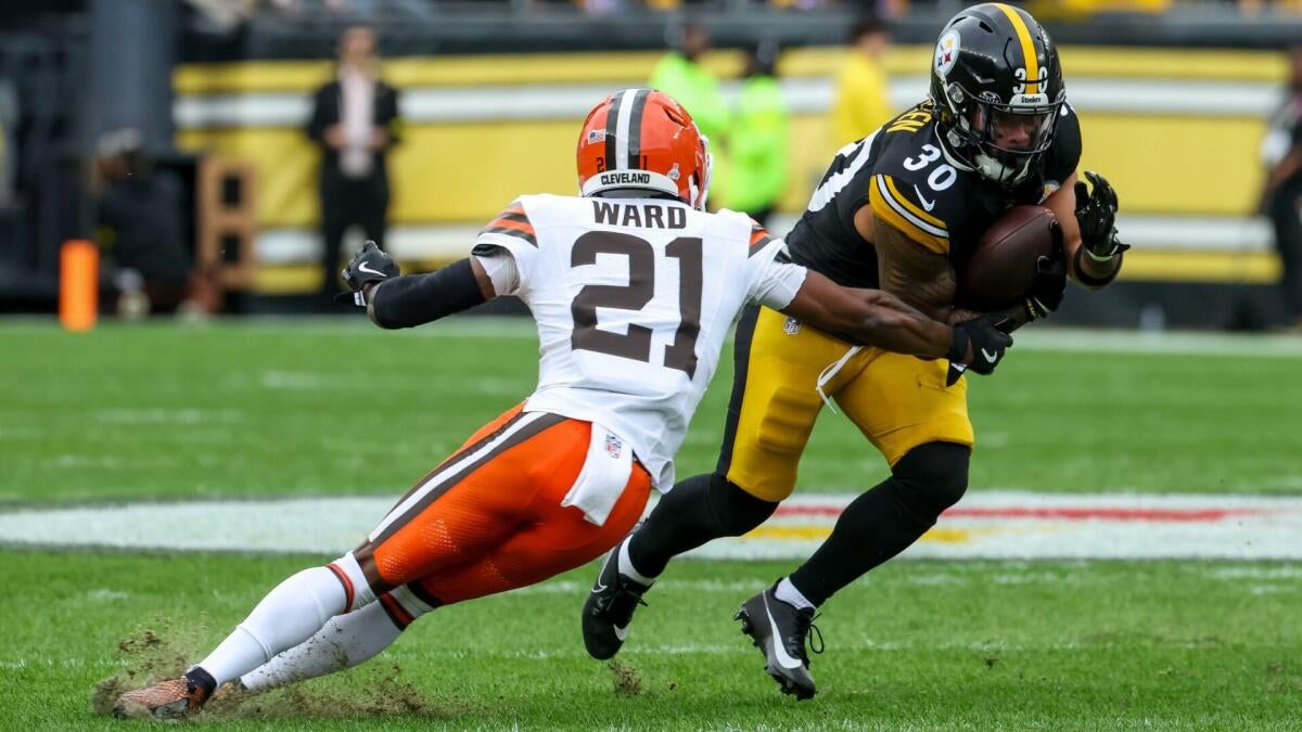 Week 9 NFL score predictions, best bets today: Expert reveals picks for every game