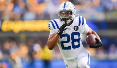 NFL MVP odds update, analysis: Does a non-QB have a chance for award?