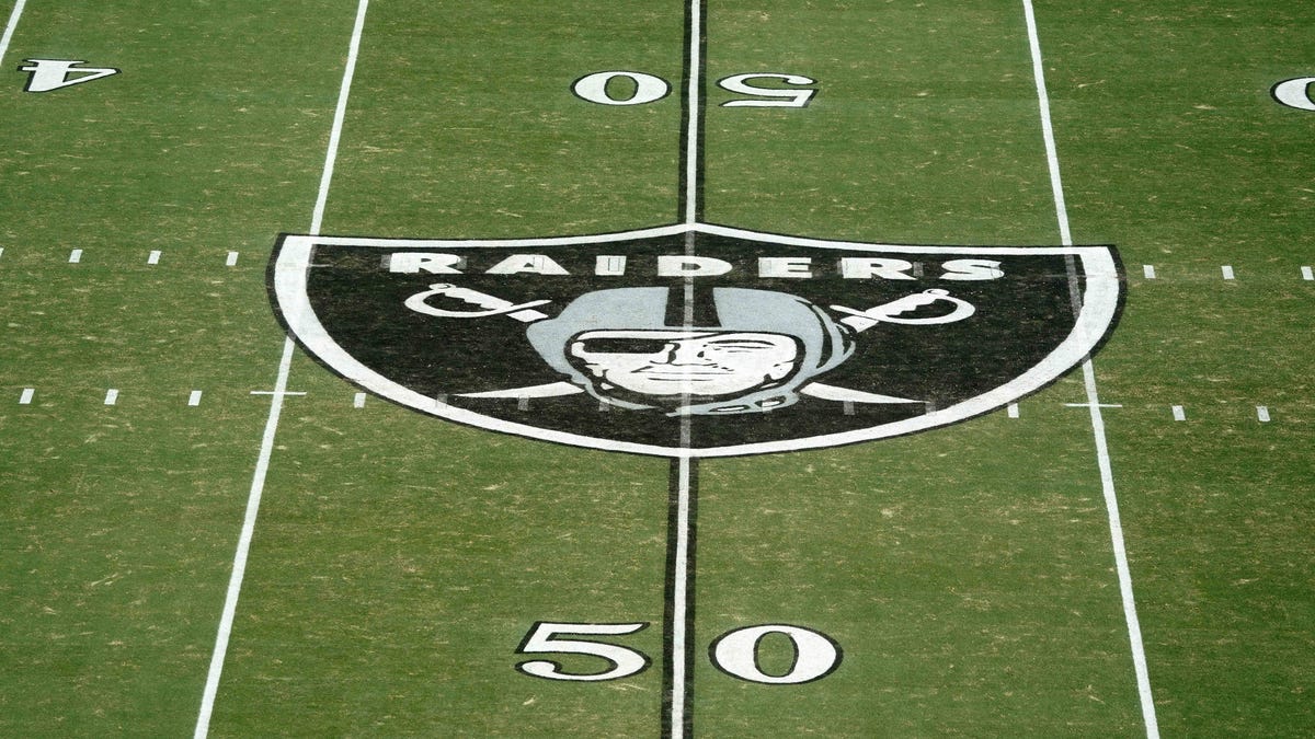 Carol Davis, wife of Raiders legend Al Davis, dies at 93