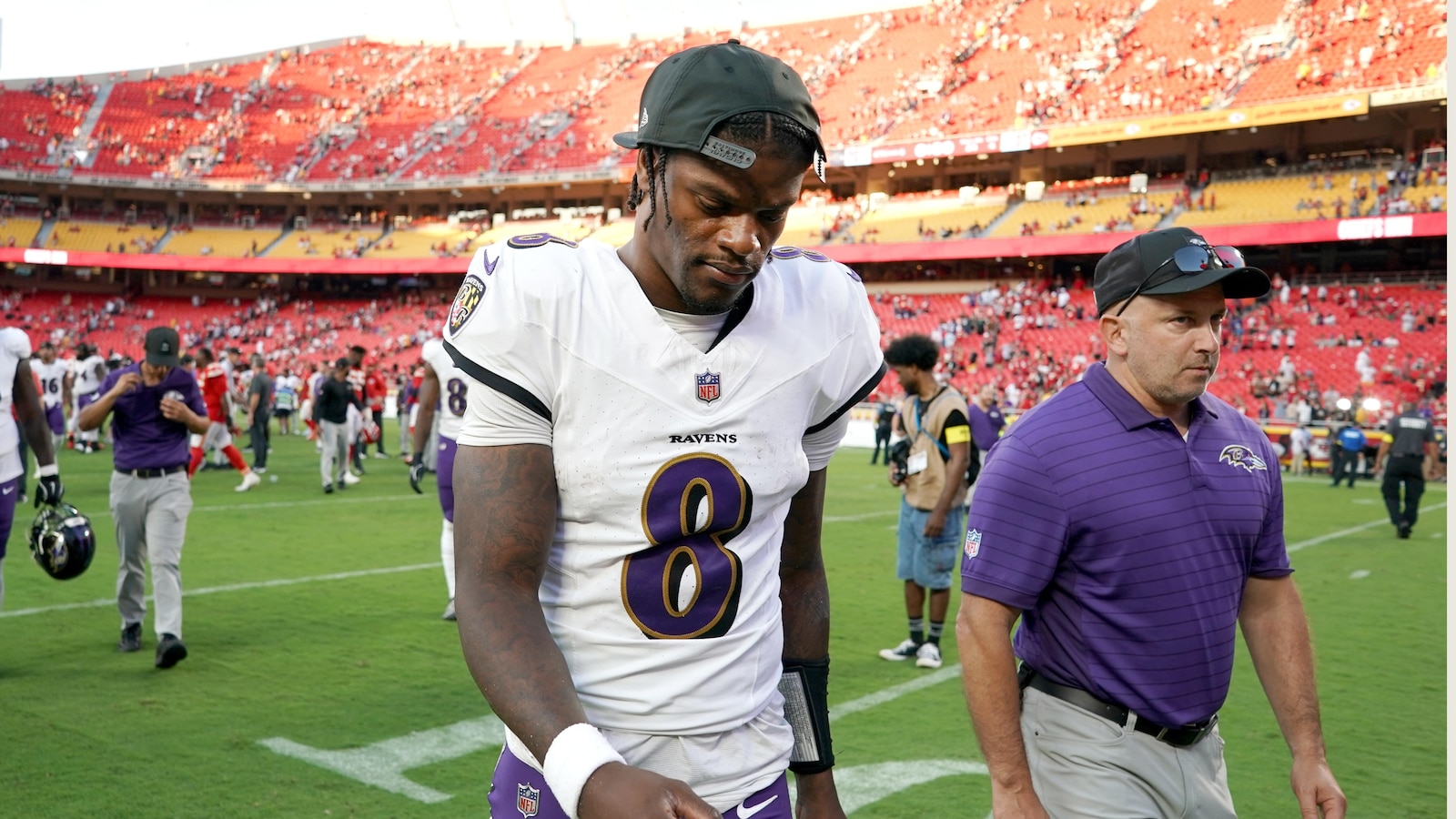Ravens rule out Lamar Jackson for Sunday's matchup against the Texans