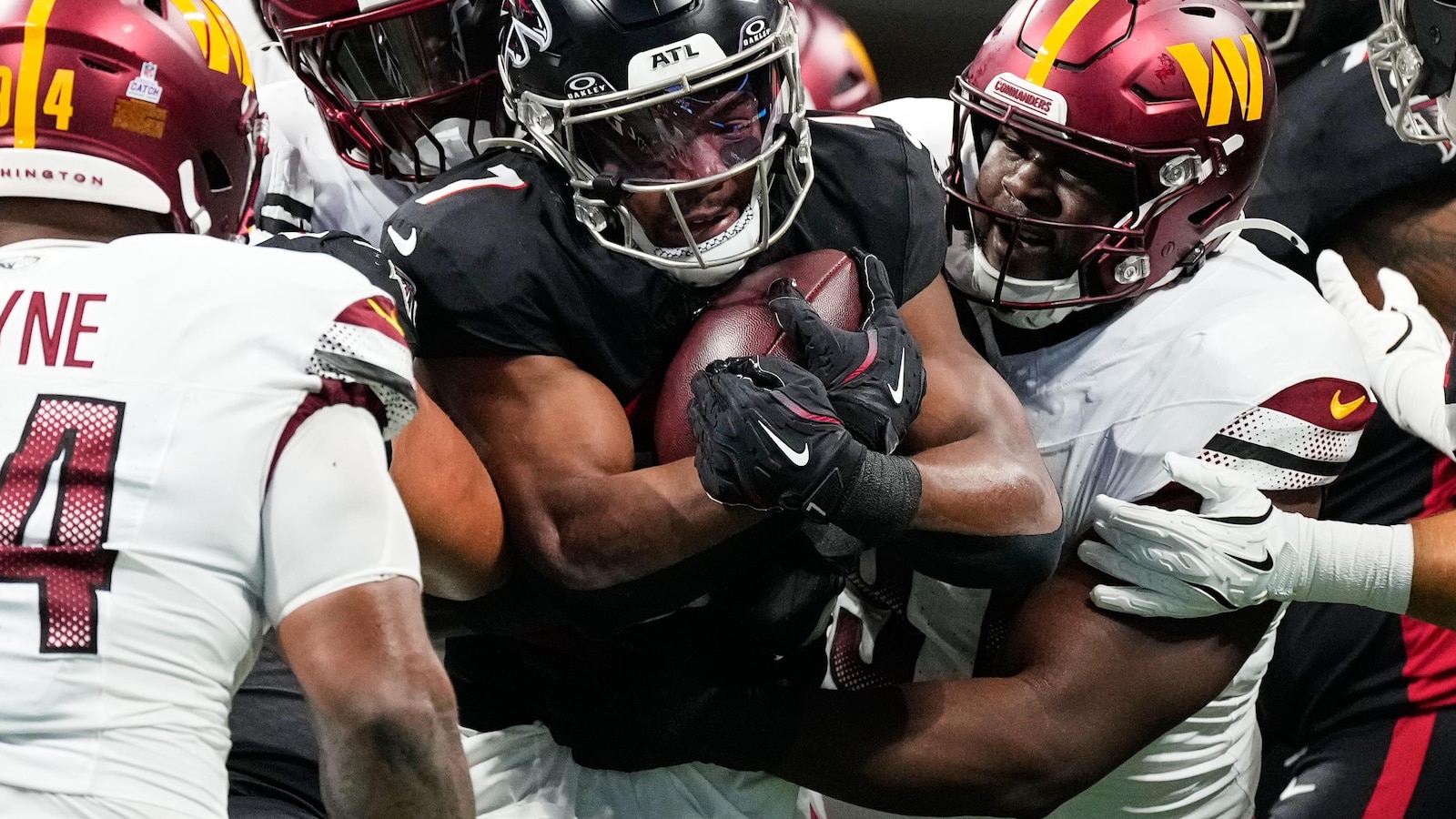 Penix and Robinson have career-best days to lead Falcons to 34-27 win over short-handed Commanders