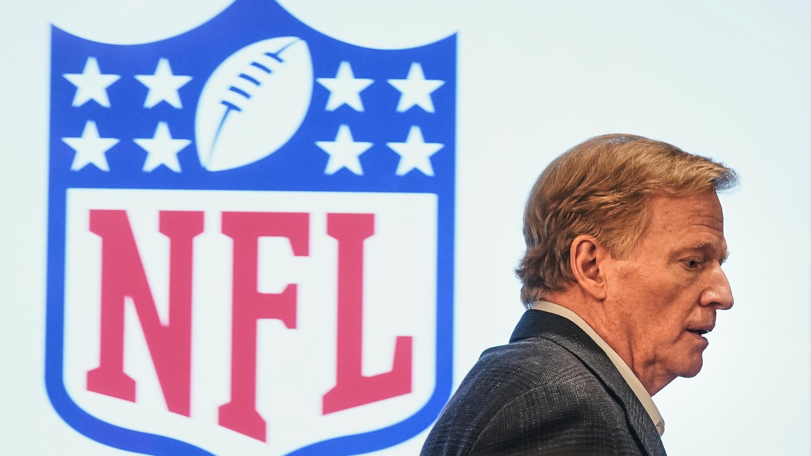 NFL reminds players of league gambling policy in light of federal indictments