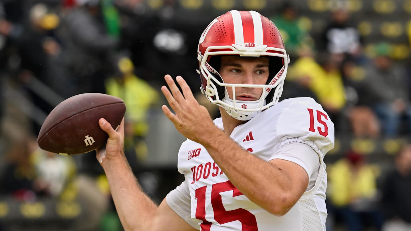 Arizona Cardinals Go All-In, Trade Up for QB in New Mock Draft