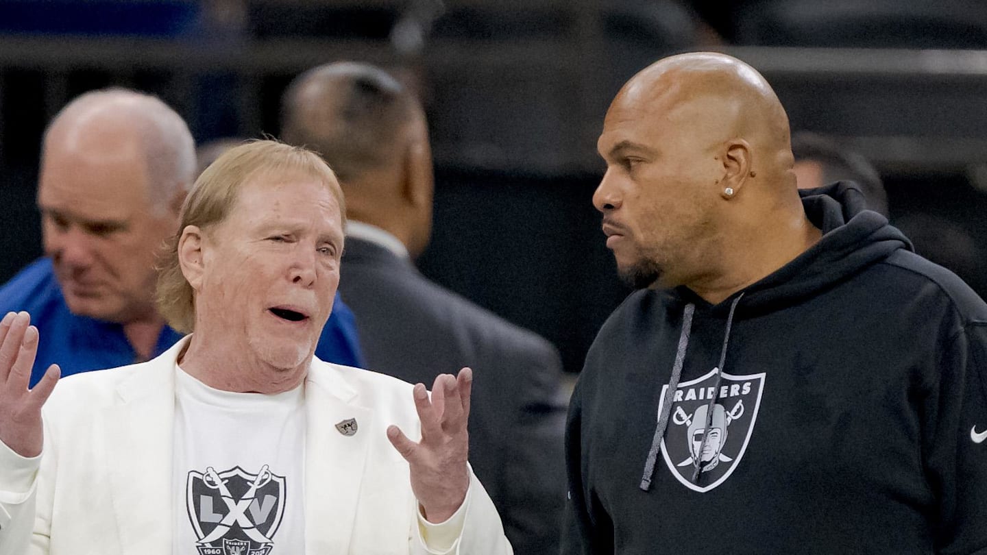 Ex-Raiders HC Antonio Pierce Tells All on Shedeur Sanders Interest
