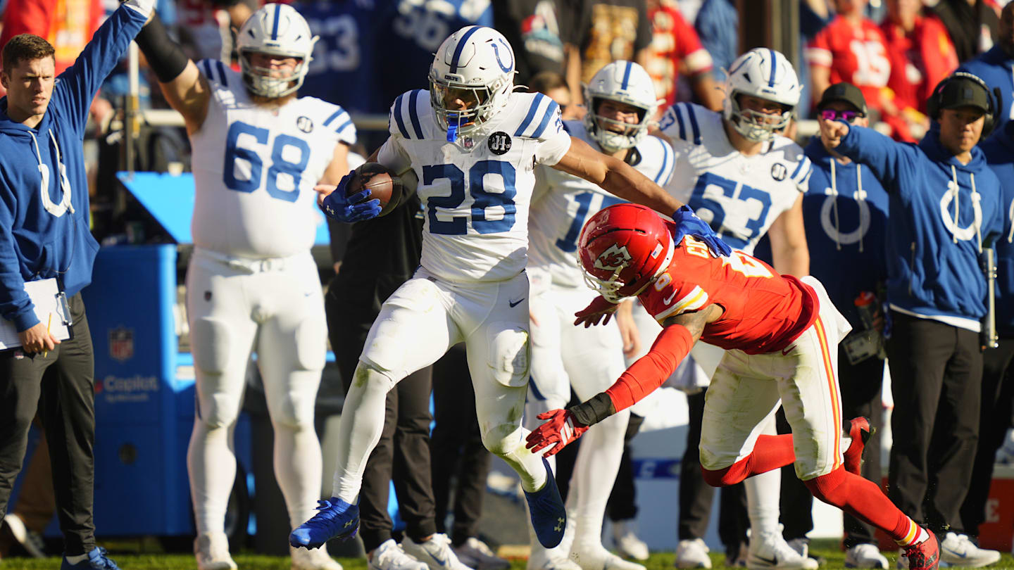 Three Surprises From Colts' Late Defeat vs. Chiefs