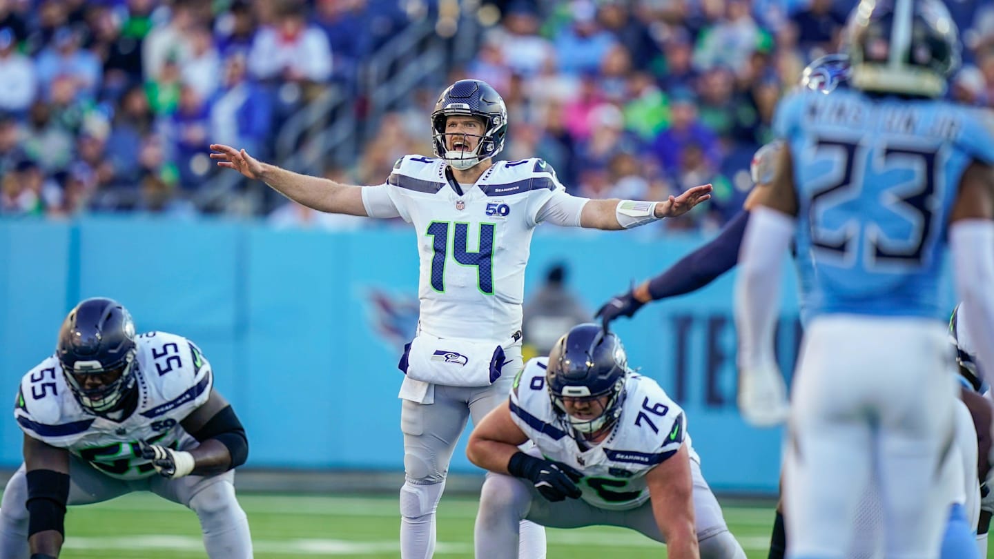 NFL insider reveals 'one problem' with Seahawks offense