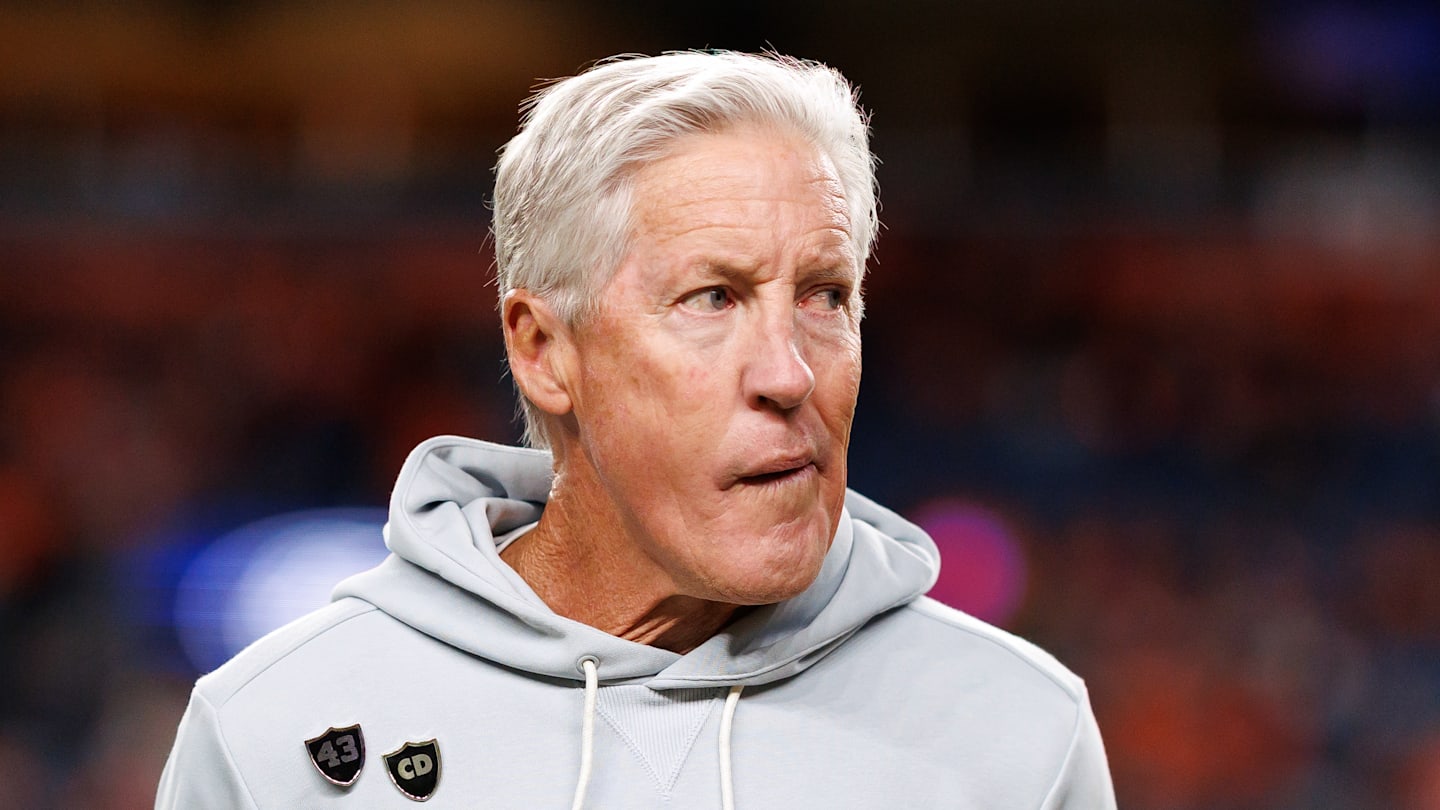 Las Vegas Raiders v Denver Broncos - NFL 2025