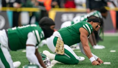 Falcons Defense Prepares for Jets Offense in Transition