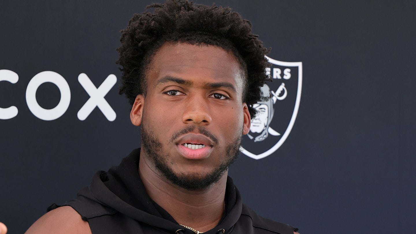 Las Vegas Raiders defensive end Malcolm Koonce