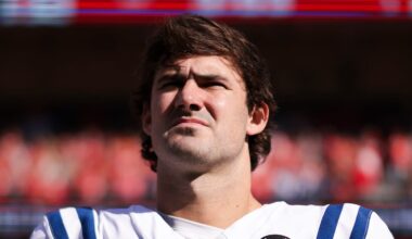 Daniel Jones of the Indianapolis Colts pregame