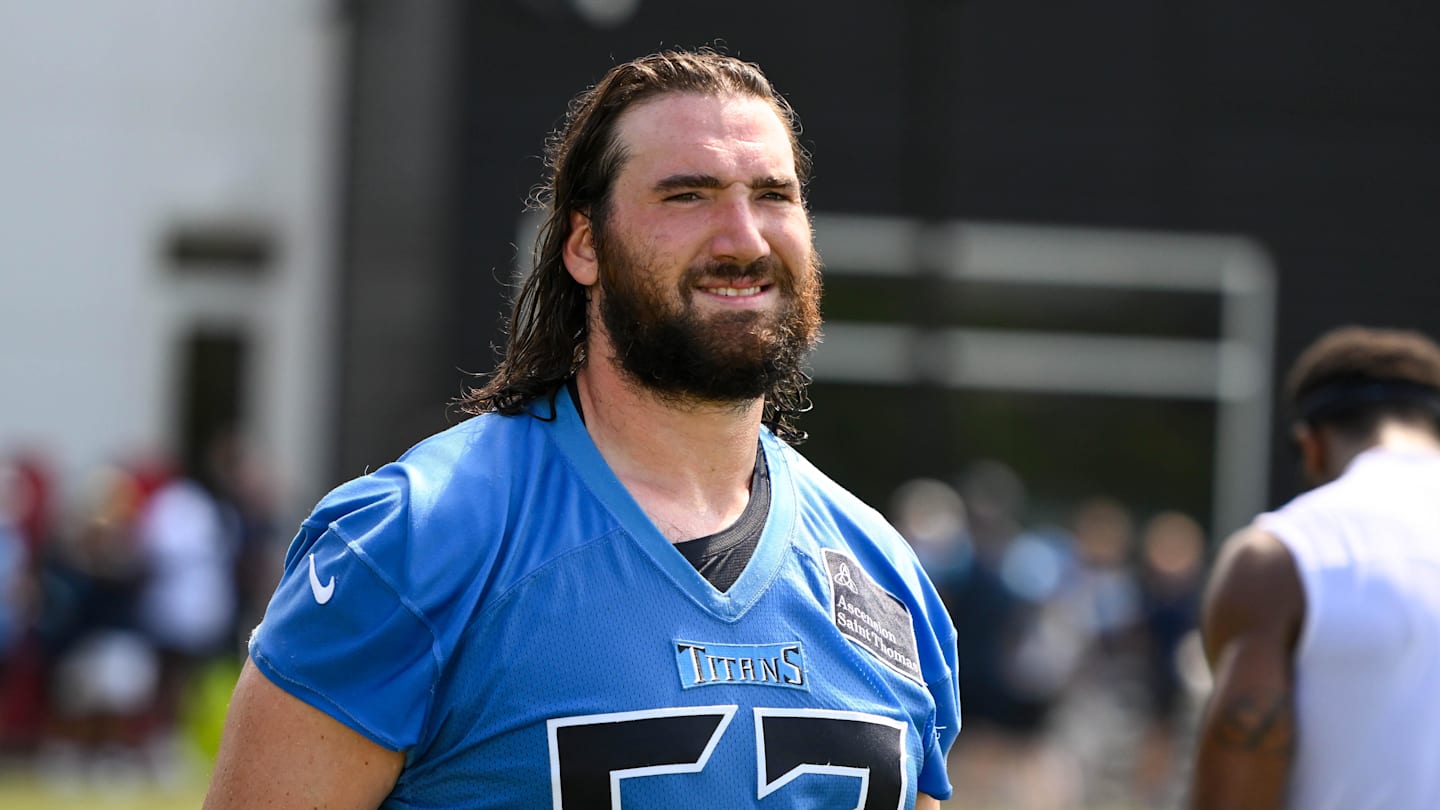 Titans Veteran Opens Up About Replacing Lloyd Cushenberry