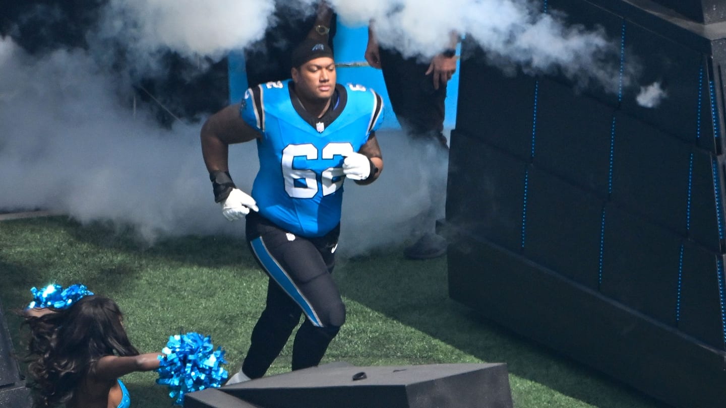Carolina Panthers elevate Isaiah Simmons from practice squad, plus 3 other moves