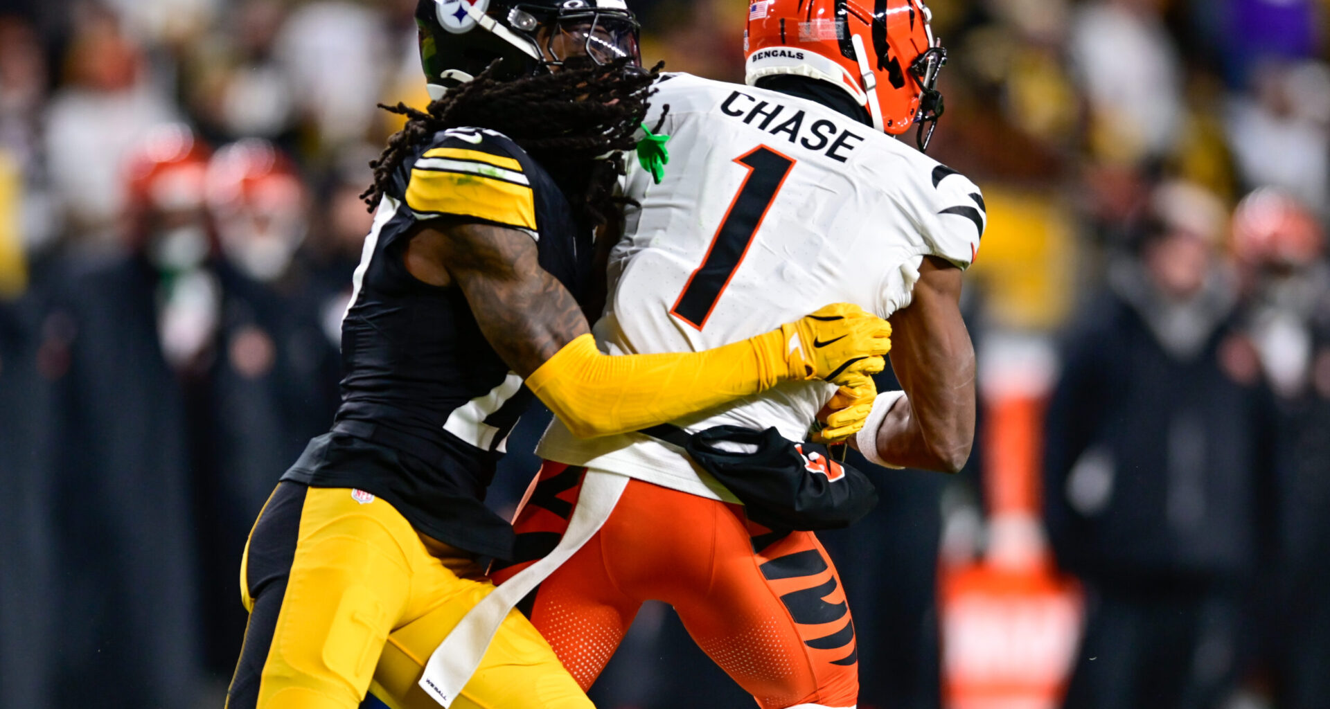 Ja'Marr Chase Gives Blunt Assessment on Joey Porter Jr.