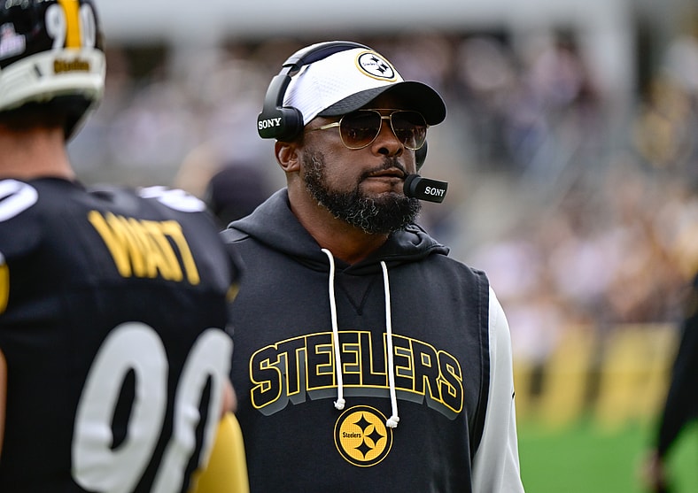 Steelers head coach Mike Tomlin