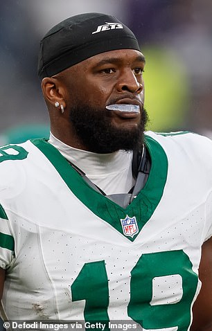 Wide receiver Irvin Charles