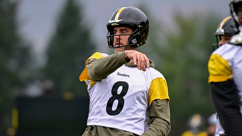 Pittsburgh Steelers QB Aaron Rodgers