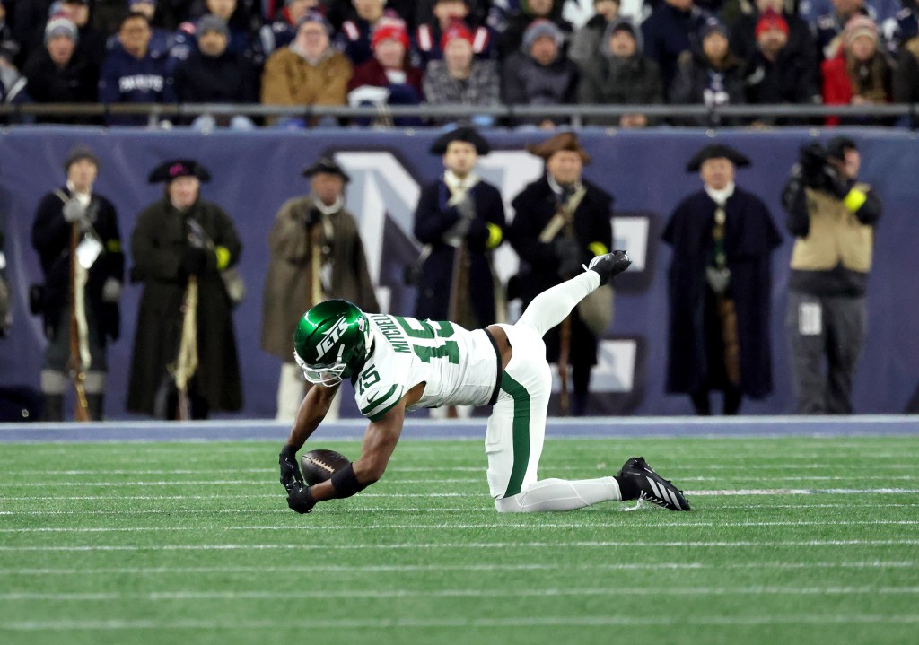 11/13/25 New England Patriots Vs. New York Jets at Gillette Stadium: Adonai Mitchell #15 of the New York Jets fails to complete a reception for third down during the second quarter.