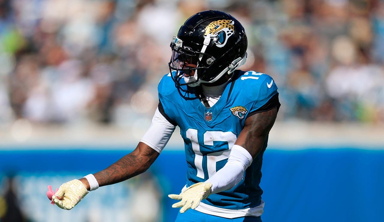 NFL news: Jaguars' Travis Hunter sustains injury in practice, lands on IR