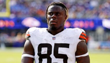 Browns' David Njoku 'so happy' he wasn't traded at NFL deadline