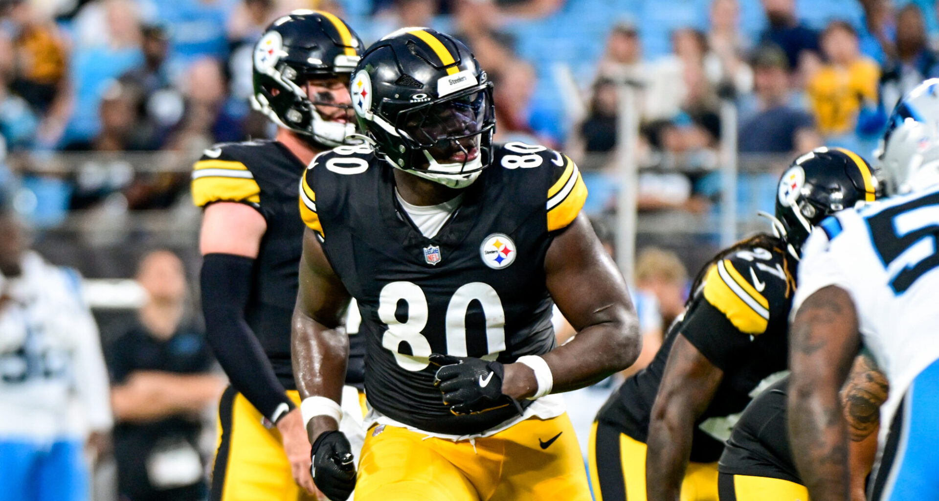 Steelers Tight End Unexpectedly Added to Injury Report